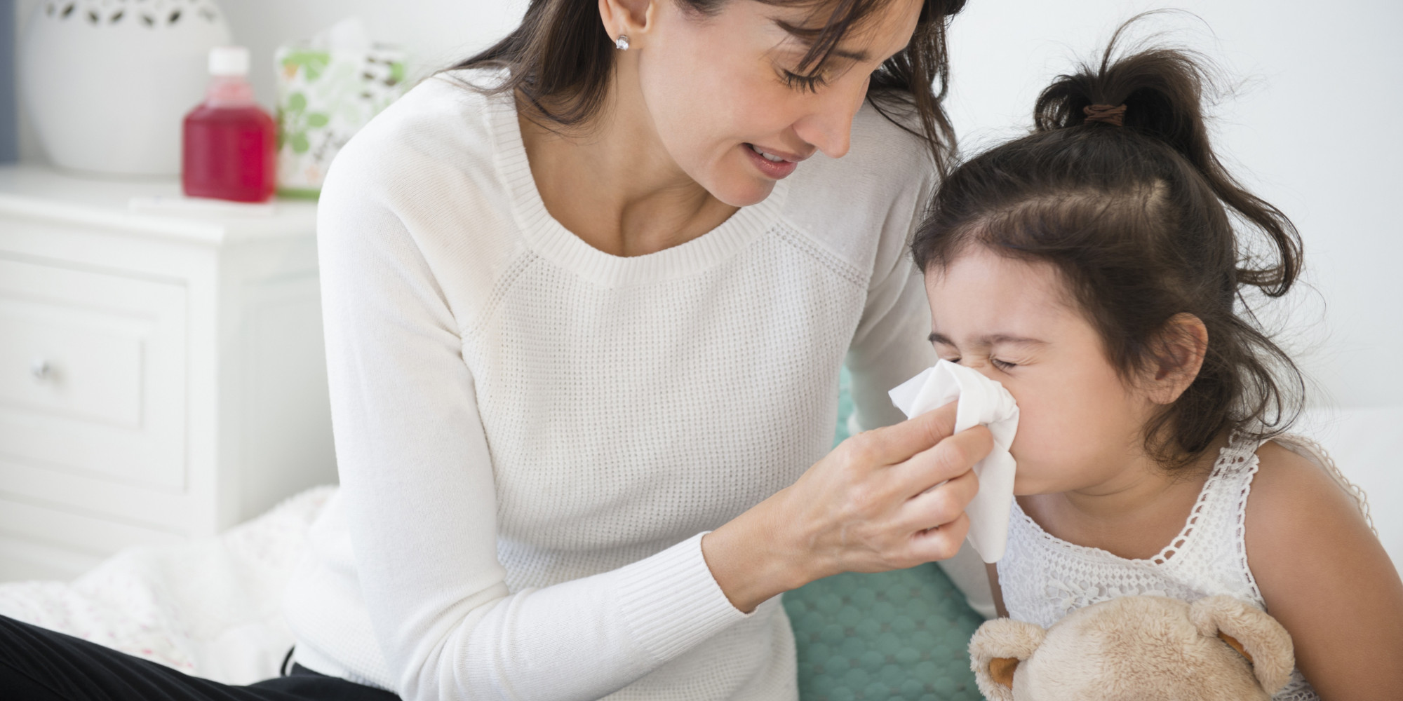 4-tricks-to-soothe-a-sick-child-that-every-mom-should-know-pick-any-two