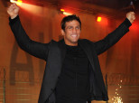 Alex Reid:  The Write Thing to Do?
