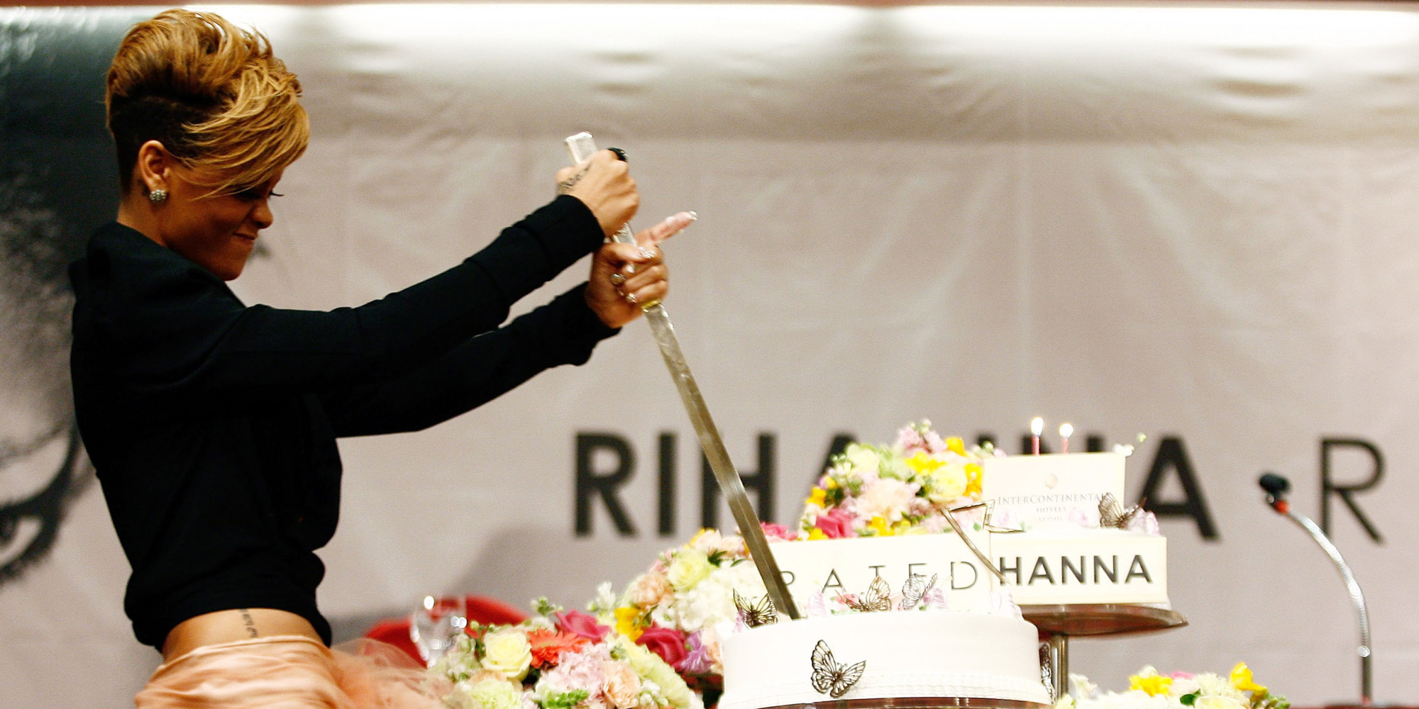 8 Next Level Cakes You Should Make While Listening To Rihanna HuffPost