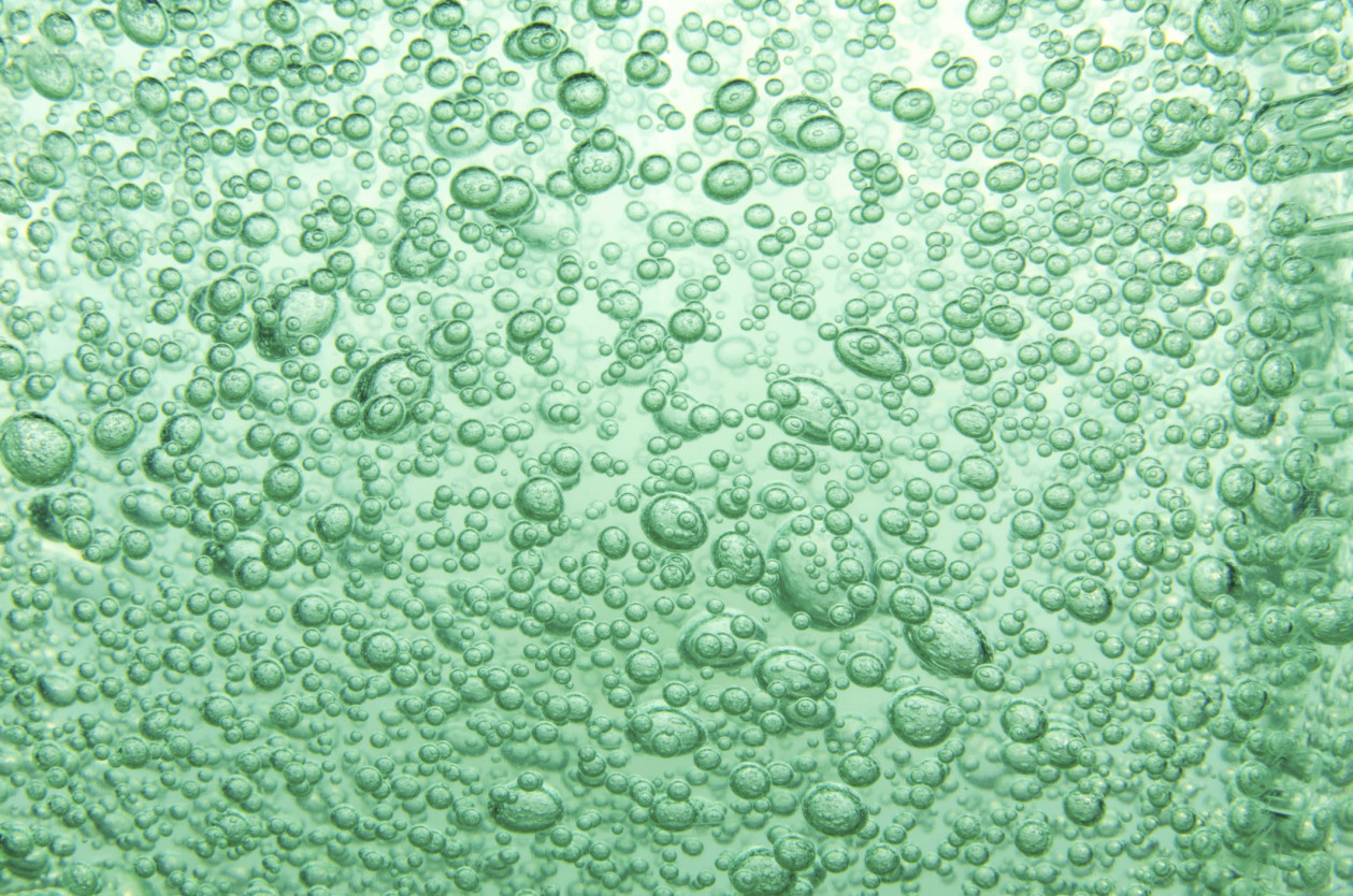 bubbles water green