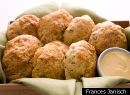 5 New Ideas For Thanksgiving Biscuits And Rolls
