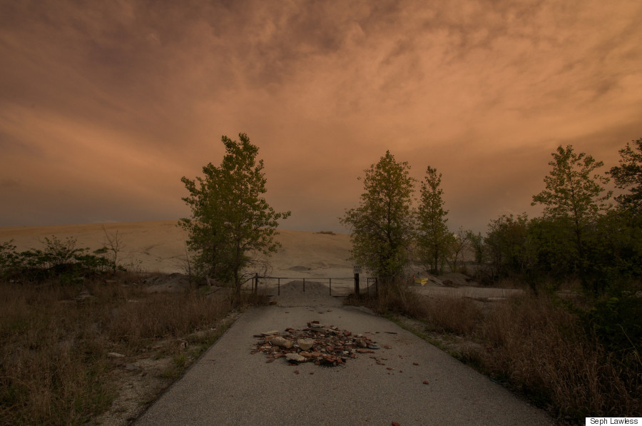 Picher, Oklahoma Is America's 'Most Toxic City.' Seph Lawless' Photos ...