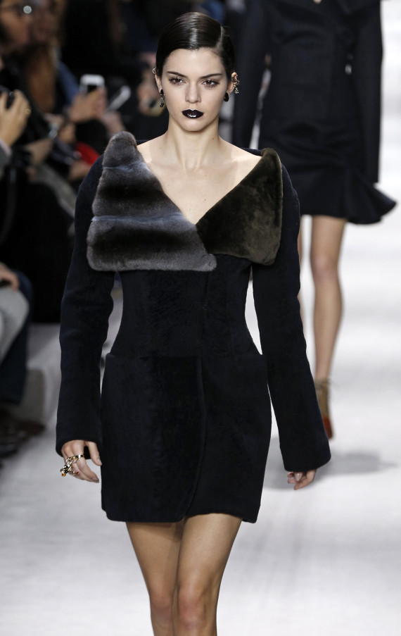 kendall jenner dior fashion week