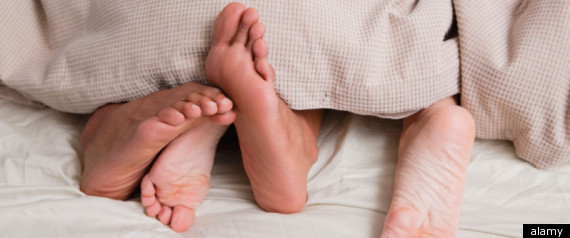 Feetinbed