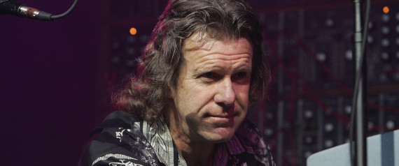 http://i.huffpost.com/gen/4101356/images/n-KEITH-EMERSON-MORT-large570.jpg