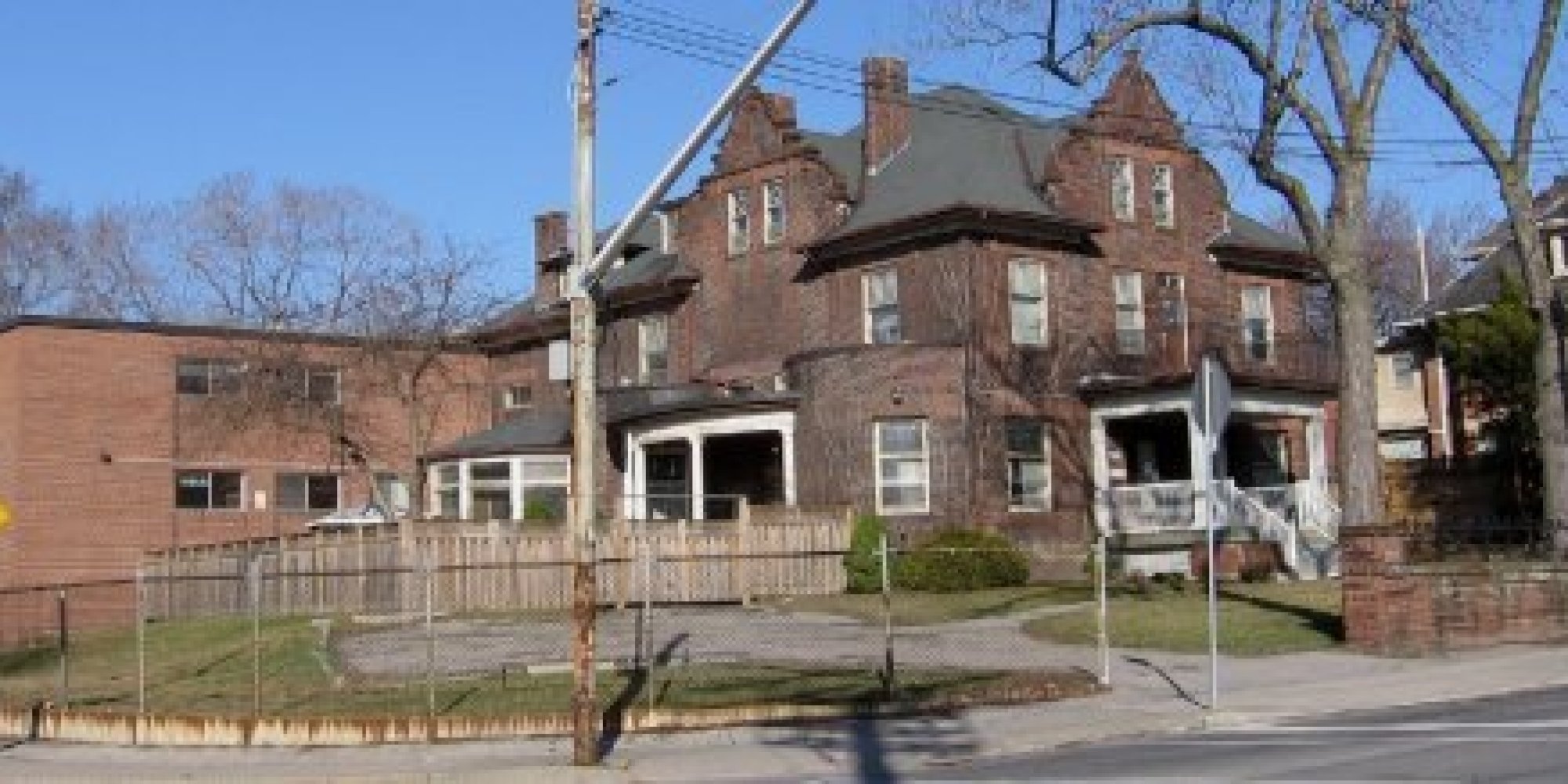 Une maison à vendre pour 1 dollar à Toronto