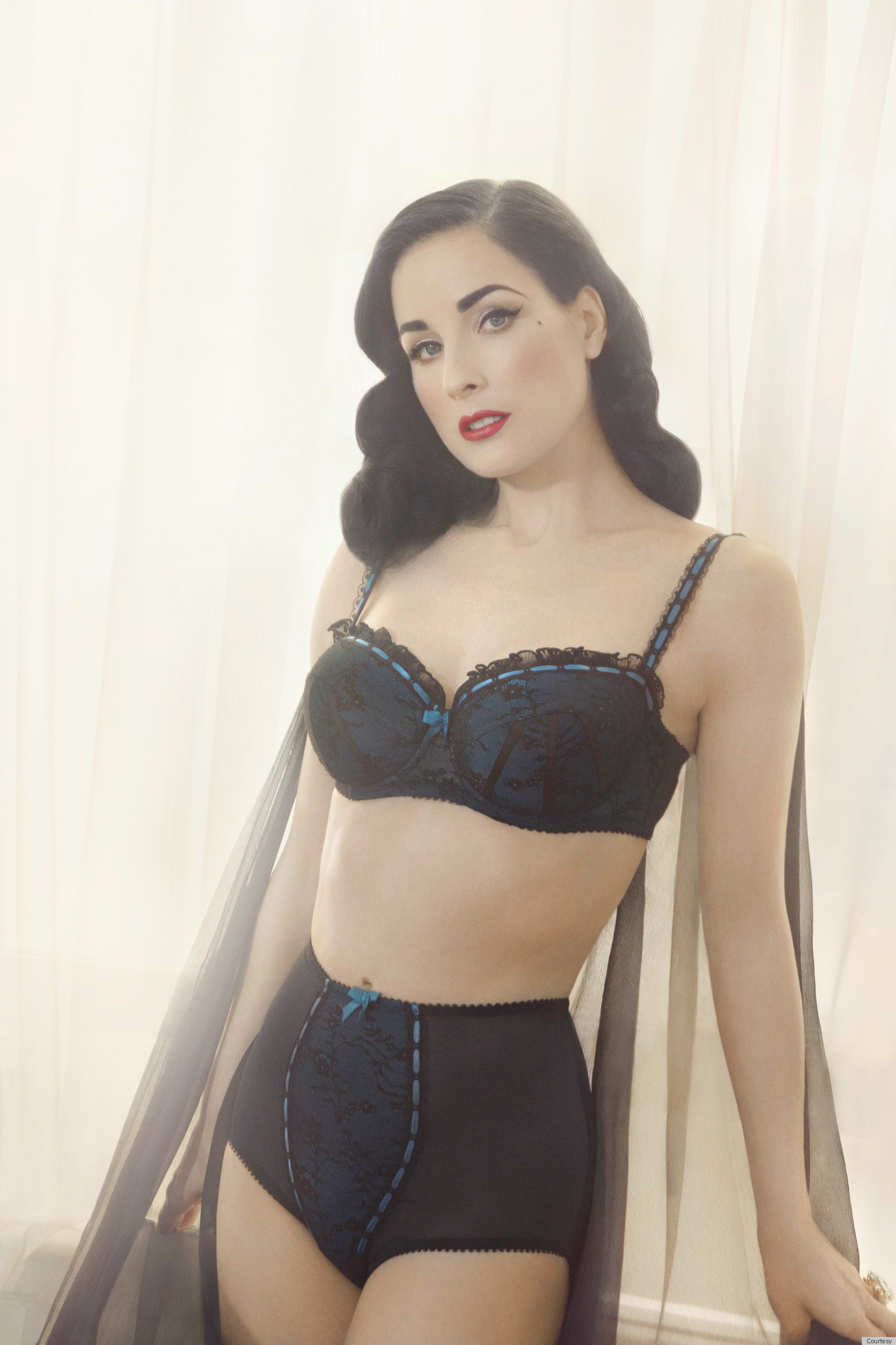 Dita Von Teese Debuting Von Follies Lingerie Collection In Photo Huffpost