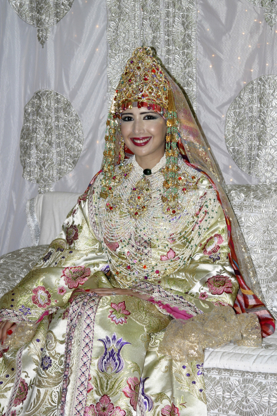traditions wedding dresses morocco