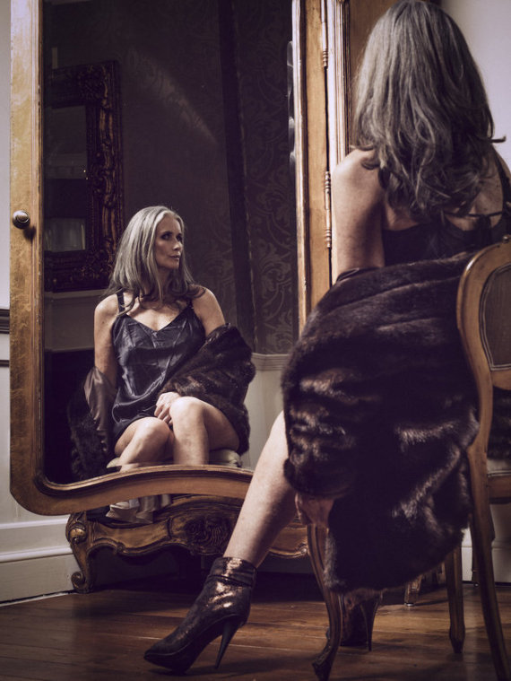 nicola griffin mannequin photo