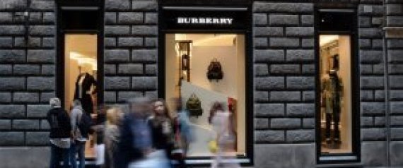 Burberry licenzia direttore e district manager di Roma per ...