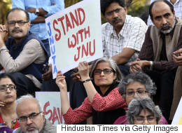 LG Najeeb Jung Disfavours Action Against Students Shouting  'Anti-National' Slogans