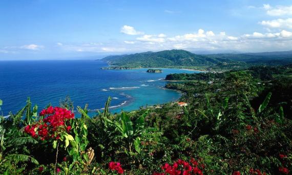 الصيف على الأبواب.. شاهد بالصور أروع 5 جزر سياحية في العالم O-JAMAICA-570