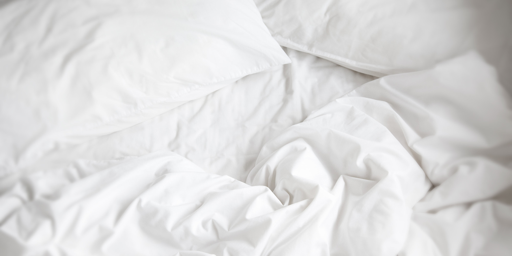 4 Secrets to Perfect White Bed Linens HuffPost
