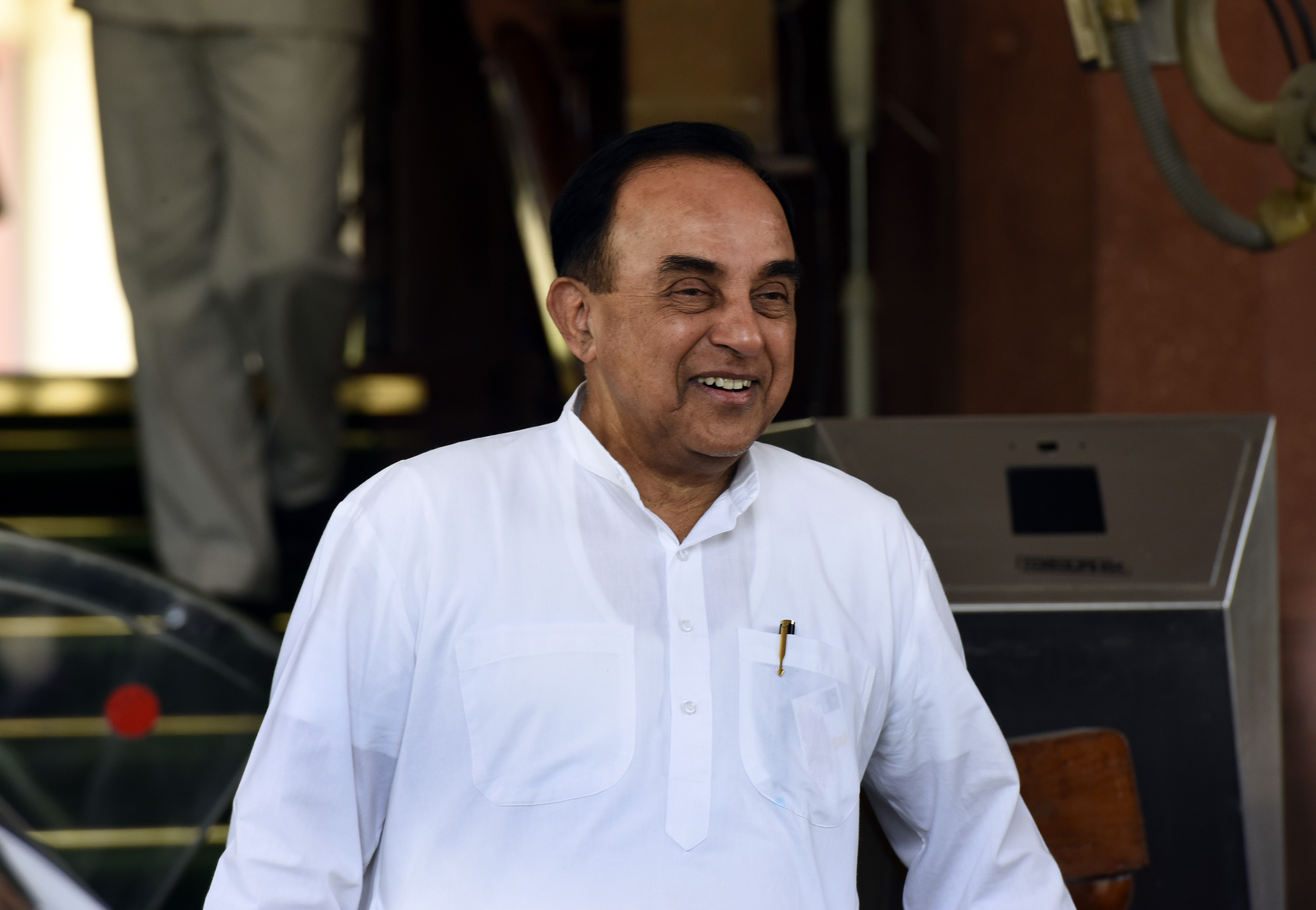 Fans Might Be Thrilled, But Subramanian Swamy Is Not Helping BJP's Cause