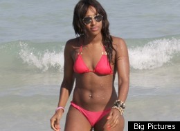 Scorchio! Celebrity Beach Babes (PHOTOS)