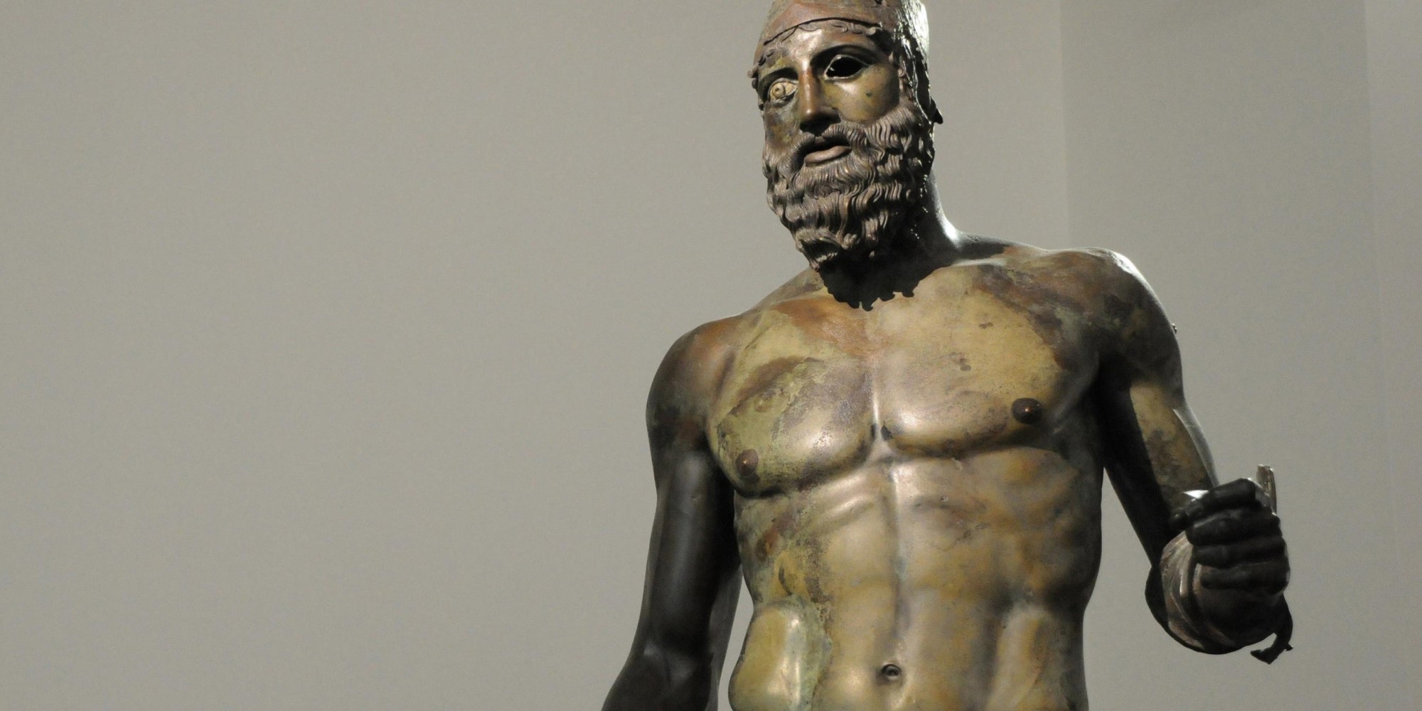 Quello che si avvicinerà una posa con un piccolo pene