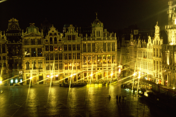 brussels belgium city night