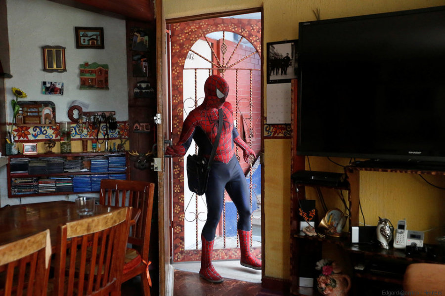 spiderman profesor mexico