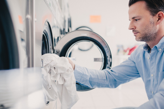 rinse clothes