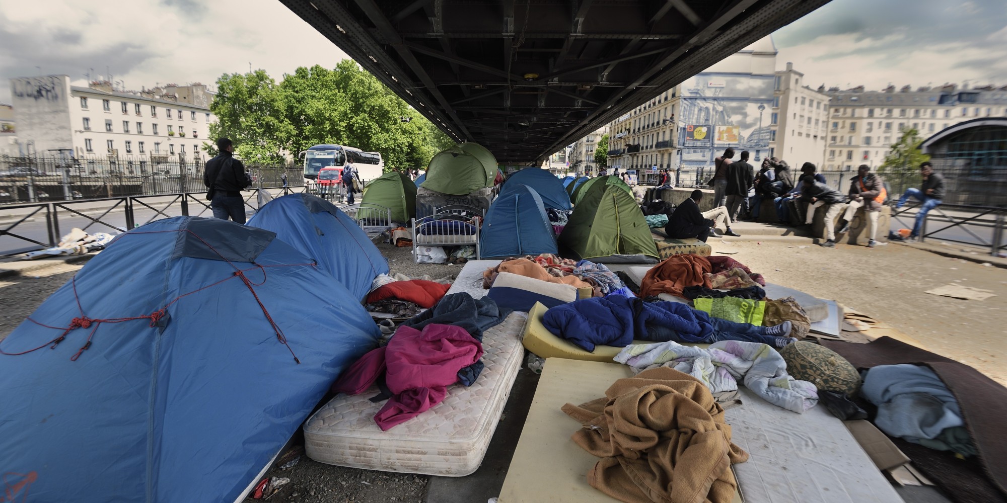 Le Camp Humanitaire Pour Migrants à Paris Sera Installé Près De La ...