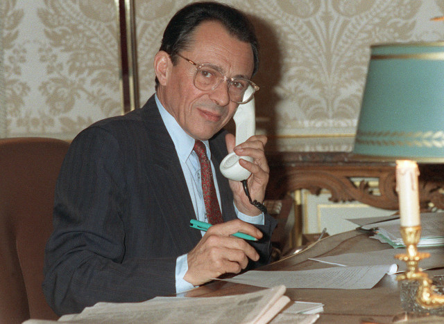 Comment S Adresser à Un Ancien Président De La République Mort de Michel Rocard: Cambadélis a dévoilé les détails du testament