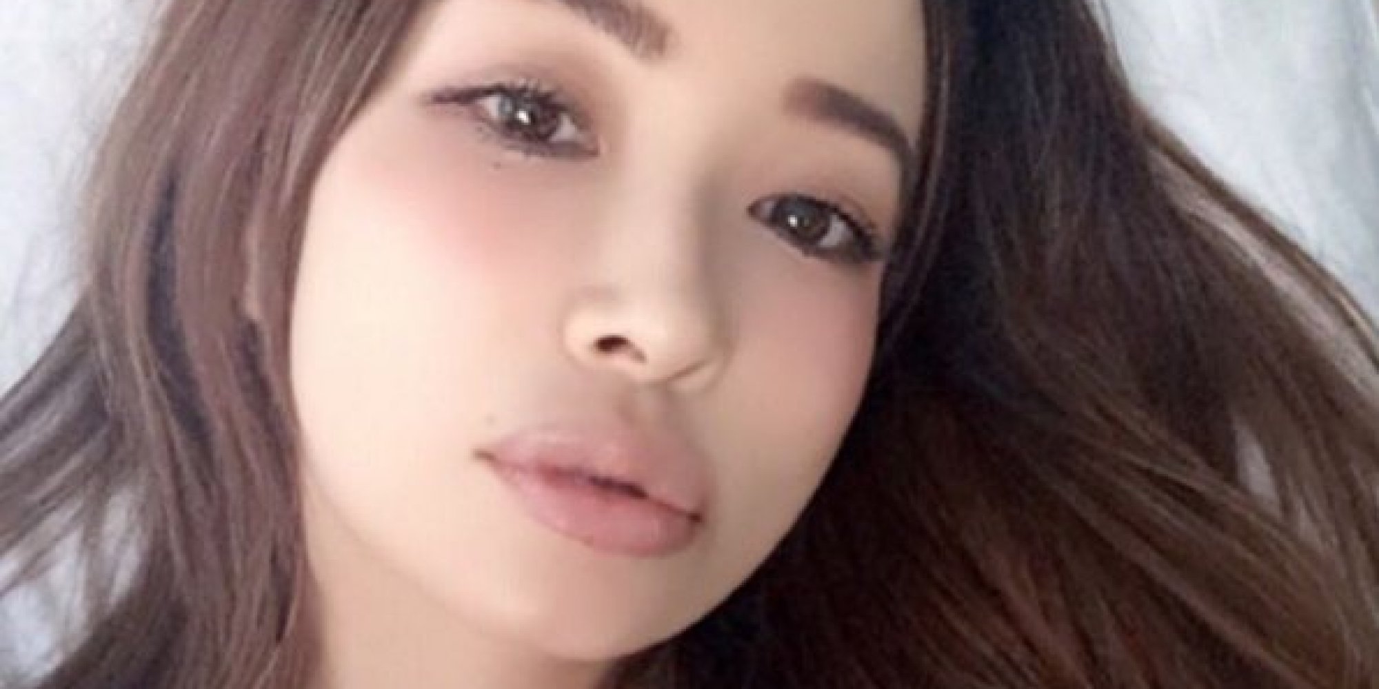 Le mannequin japonais Risa Hirako a découvert la fontaine de Jouvence