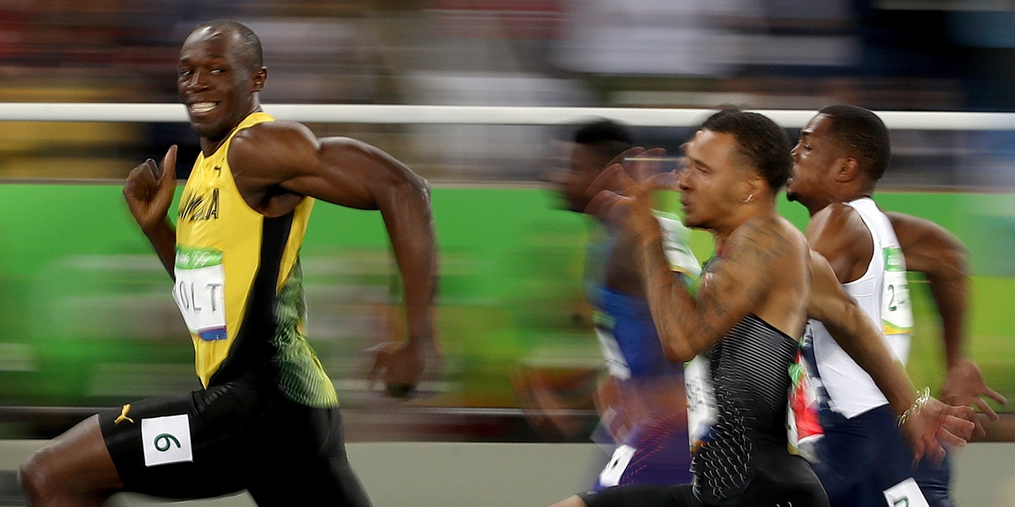 Usain Bolts Olympic Smile Mid Race Takes Over The Internet