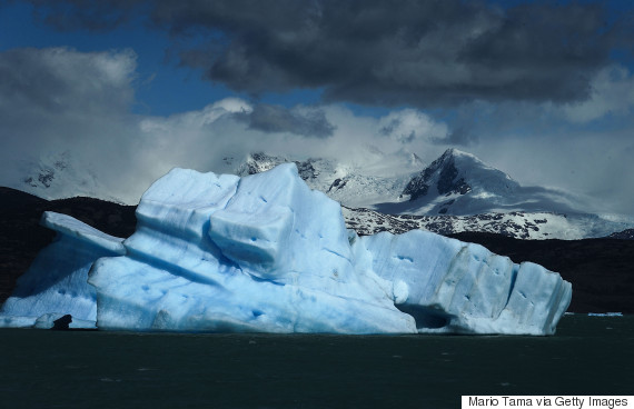 icebergs melting