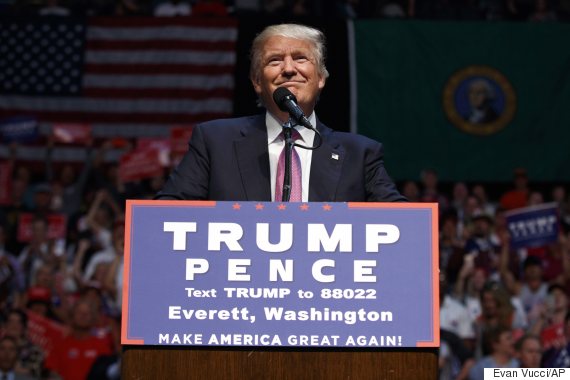 Donald Trump meets Mexican president, reaffirms he'll build a wall