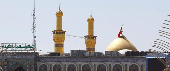 الإيرانيون يغيّرون وجهتهم من الحج في مكة إلى كربلاء.. وشيعة: زيارة ضريح الحسين تعادل 1000 حجة!