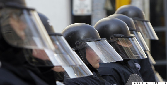toronto police march