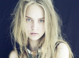 Meet Model Merilin Perli