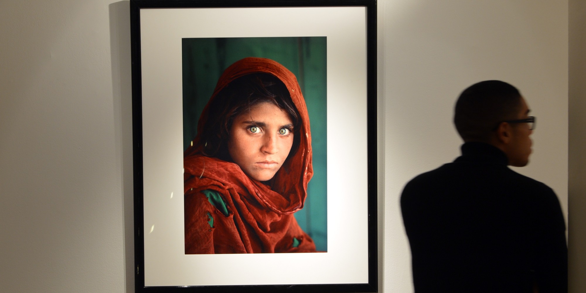 National Geographic Afghan Girl Sharbat Gulla Arrested In Pakistan 