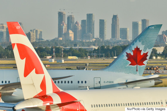 pearson airport planes