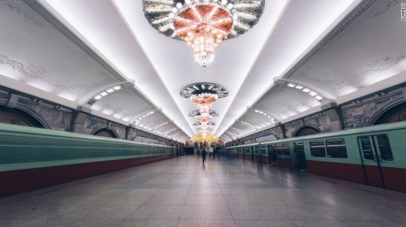 أكثر أنظمة نقل الركَّاب غموضاً حول العالم.. شاهد بالصور مترو الأنفاق في كوريا الشمالية O-1-570