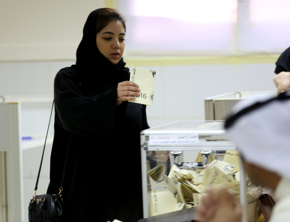 women vote