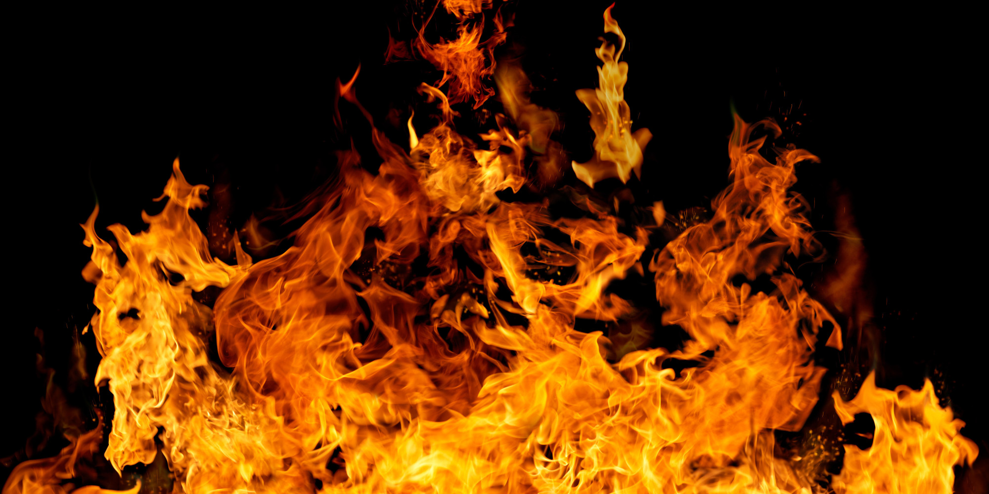 Deux employés d'Hydro-Québec sauvent une famille des flammes à Hudson