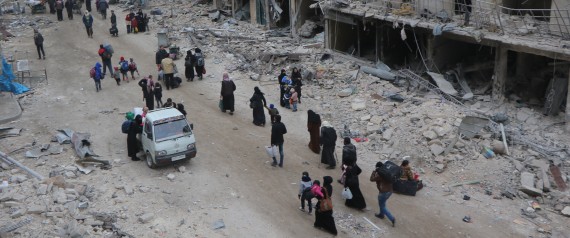 صحيفة بريطانية: المعارضة السورية تجري محادثات سرية مع موسكو لإنهاء القتال في حلب