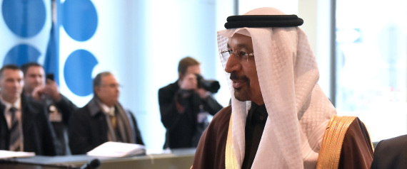 اجتماع تاريخي في أوبك.. السعودية لن تسمح بسرقة حصَّتها من النفط.. وضمانات روسيا للرياض تواجه اختباراً