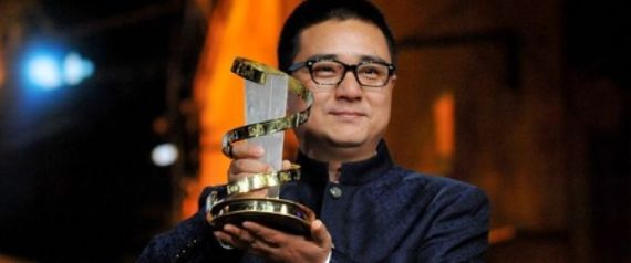 باع كليته لتعليم ابنه.. ما قصة الفيلم الصيني الفائز بالنجمة الذهبية لمهرجان مراكش؟
