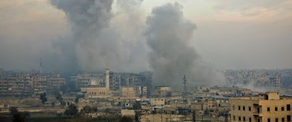 إعدامات ميدانية في حلب.. قوات الأسد ترتكب مجازر بحق المدنيين والمعارضة في شوارع المدينة المنكوبة