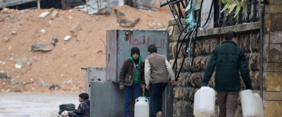 هؤلاء السوريون قاتلوا لإنقاذ آلاف المحاصرين ولم يغادروا حلب حين كانت الفرصة متاحة.. تعرّف عليهم!