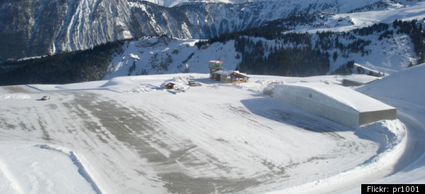 PHOTOS: The World's 9 Most Dangerous Landing Strips