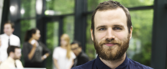 الرجال ذوو اللحى الأفضل للزواج: العلم يقول ذلك