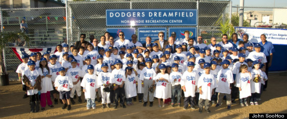 Dodgers Community Caravan