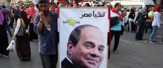 السيسي يعترف لـ""فاينانشال تايمز" بتراجع شعبيته.. لهذه الأسباب خفت بريقه وانفضَّ عنه الخليج