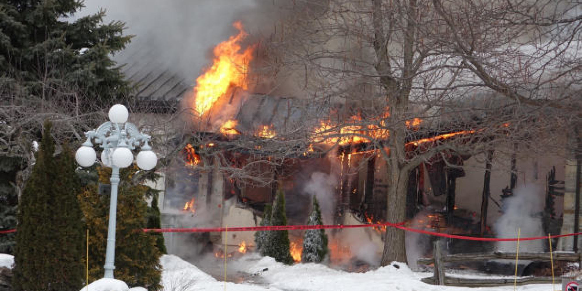 Incendie majeur au spa Strom de Mont-Saint-Hilaire (VIDÉO) - Le Huffington Post Quebec