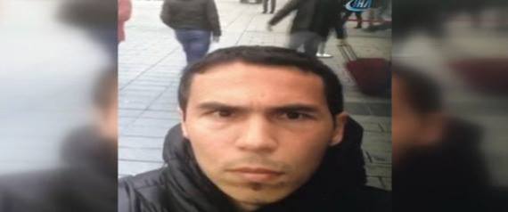 عناصر داعش يحتفلون بـ "الوصول المزعوم" لمنفذ هجوم إسطنبول إلى الرقة السورية