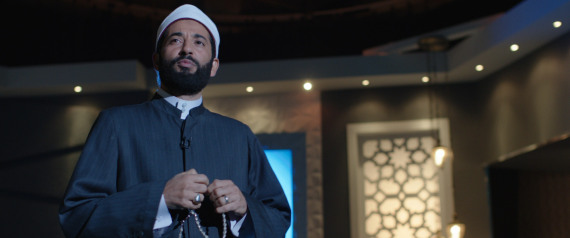 "السلطة تحتاج لعبيد والأمن يلزمه الخوف".. رسالة "مولانا" الجريئة عن صراع السلطة والدين