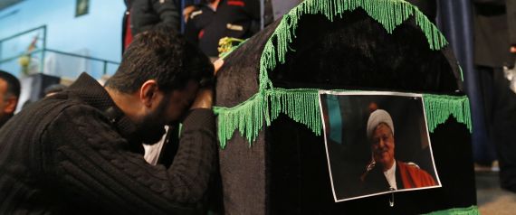 زلزال في إيران: غياب رفسنجاني يفتح لهيمنة المتشددين وإضعاف الإصلاحيين.. فهل تخلَّص خامنئي من منافسه الأوحد؟